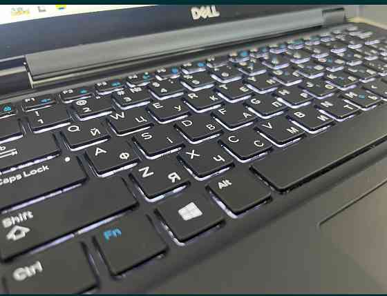 Ноутбук: DELL latitude 7390 2в1, i7 16/256Gb. Київ