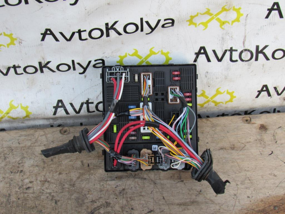 Блок запобіжників Renault Megane III 2008-2015 (284B62342R) Ковель - фото 1