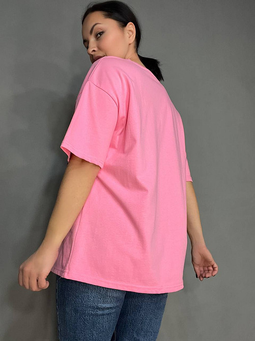 Футболка жіноча YIGOU 23 напис малюнок кролик оверсайз подовжена one size, рожевий, one size Київ - фото 13