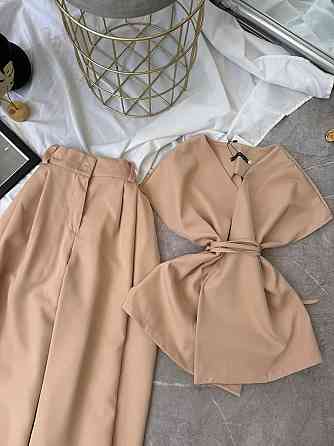 Жіночий базовий брючний костюм-двійка з креп костюмки Беж, 46/48 Одеса