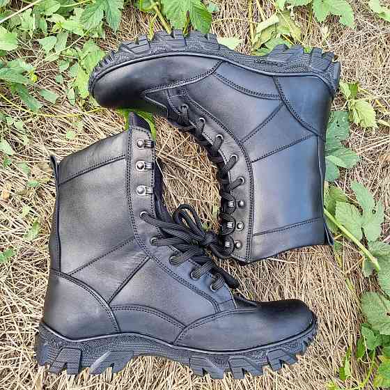 Тактичні демісезонні чоловічі чорні берці ТАЙФУН , військові чоловічі водонепроникні шкіряні берці Львів