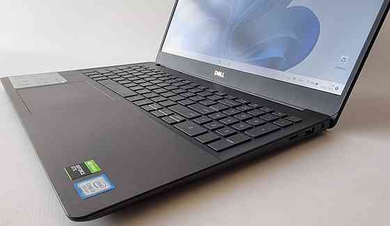 Ноутбук: DELL Inspiron 7590 i5 9300H/ GTX 1050 3Gb/ RAM 8Gb/ SSD 512Gb. Київ