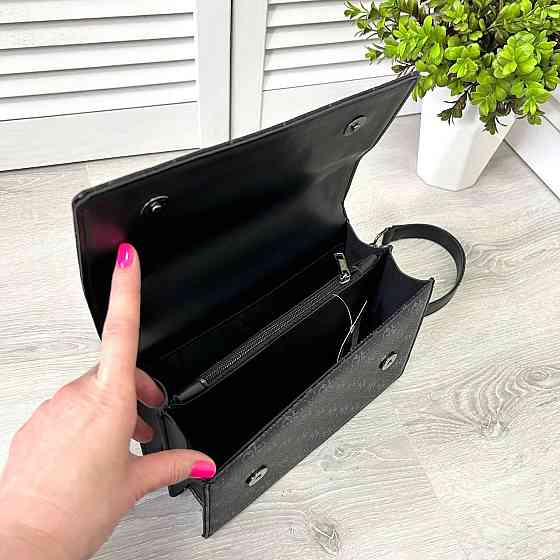 Брендова жіноча сумка. Жіноча сумка маленька через плече. Київ