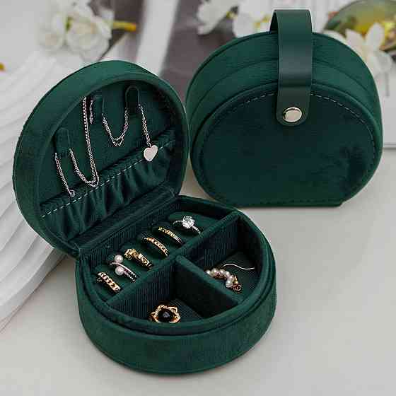 Шкатулка для украшений футляр для хранения драгоценностей и аксессуаров футляр 10х9х5 см бархат, зелёный Каменец-Подольский