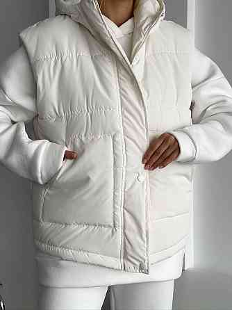 Жіночий теплий жилет з капюшоном  плащівка еммі на синтепоні Молочний, 42/44 Одеса