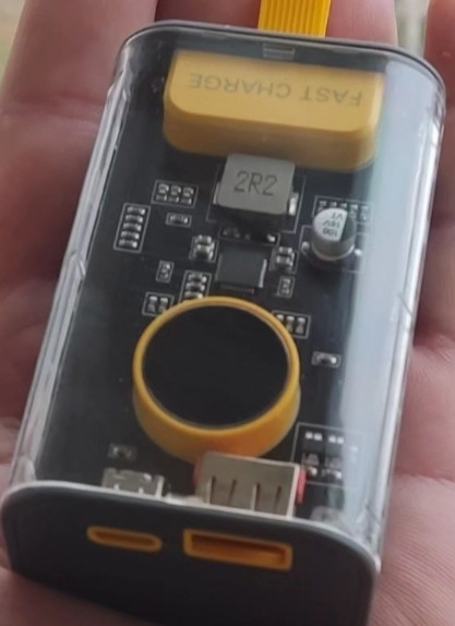 Павербанк Компактний 10 Аг зі швидким заряджанням Київ - фото 3