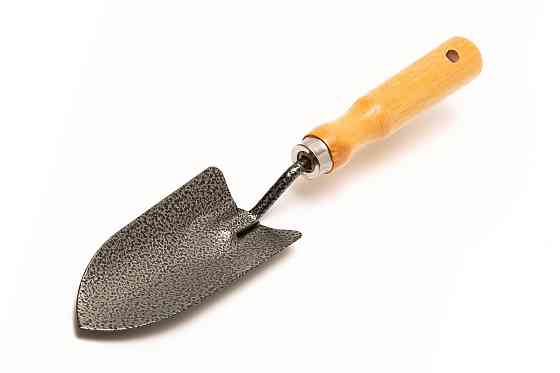 Совок садовий MASTERTOOL звужений 300х60 мм з дерев'яною ручкою 14-6188 Ровно