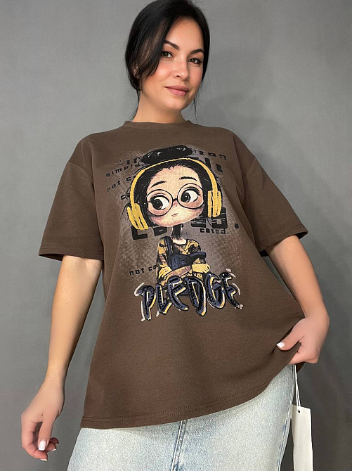 Футболка жіноча Yihanbeibei 1669 оверсайз тепла малюнок дівчина пайєтки щільний трикотаж one size коричнева, коричневий, one size Київ - фото 17