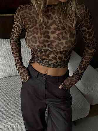 Женский стильный леопардовый лонгслив из стрейч сетки Одесса