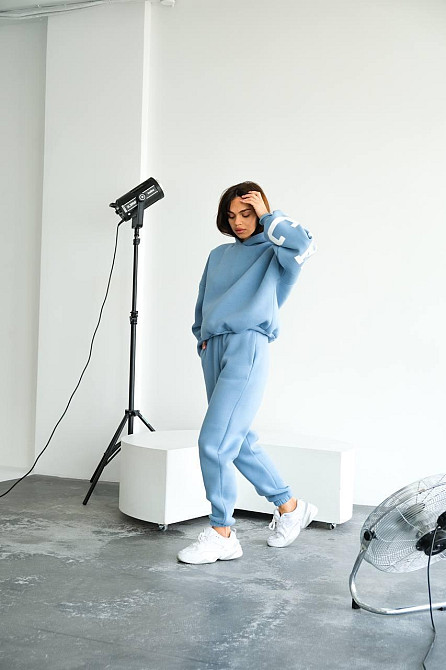 Женский стильный повседневный костюм Chicago с двойным капюшоном Голубой, 42/46 Одесса - изображение 3