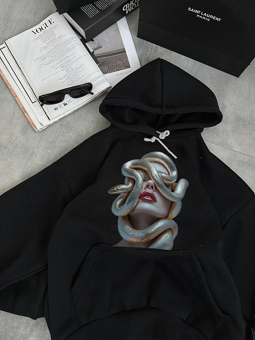 Женская трендовая худи с символом мудрости из качественной тринитки на флисе Одесса - изображение 2