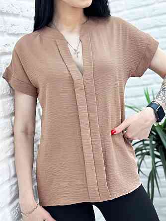 Однотонная летняя блуза 