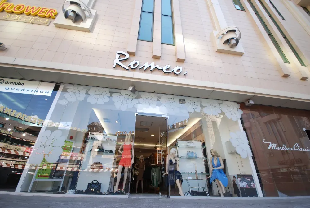 Витрины стеклянные фасадные Киев - изображение 4