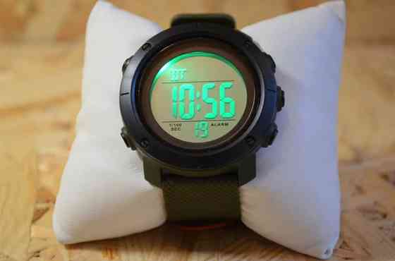 Чоловічий спортивний годинник Skmei 1426 Зелені з білим циферблатом Вінниця