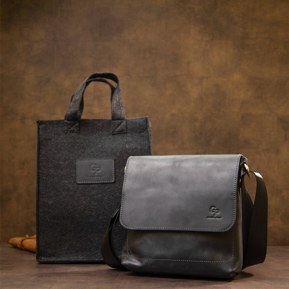 Практична шкіряна чоловіча сумка GRANDE PELLE 11431 Чорний Київ - фото 1