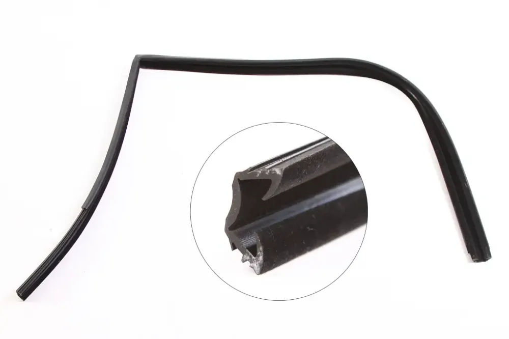 Уплотнитель опускного стекла 2109 верхний БРТ передний правый Винница - изображение 1