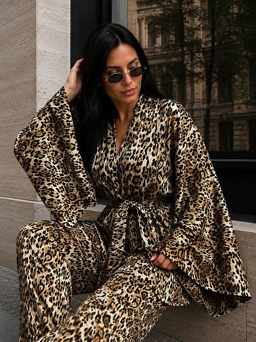 Костюм жіночий My fashion 1675 леопардовий кімоно з брюками палаццо one size коричневий, коричневий, one size Київ - фото 20