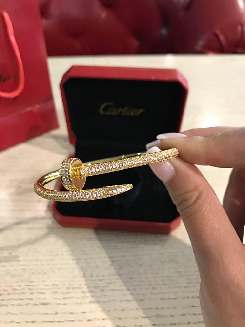 Cartier браслет гвоздь в лимонном золоте с мелким цирконием / Картье браслет гвоздь с мелкими камнями Одесса - изображение 3