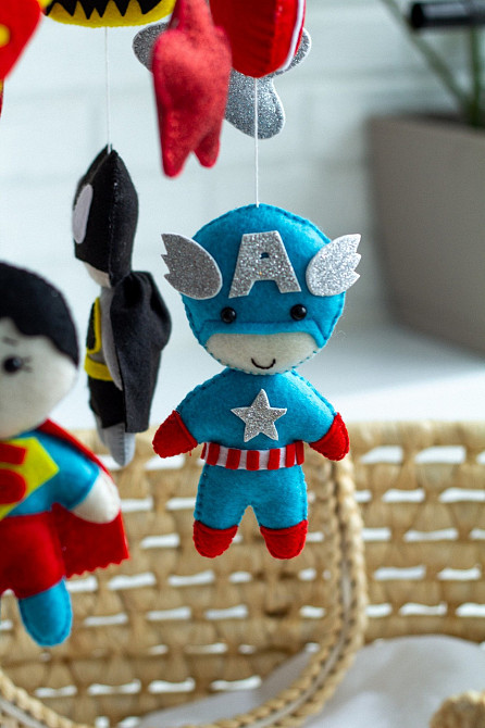 Дитячий музичний мобіль на ліжечко для немовлят WooolyWool «Супер-герої» з 35 мелодіями Київ - фото 6