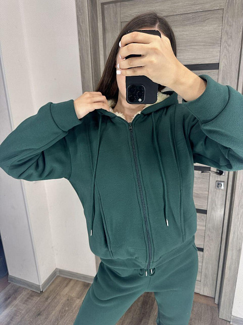 Женский утепленный костюм двойка: кофта и штаны трехнитка на флисе + мех Зелёный, 54/56 Одесса - изображение 1