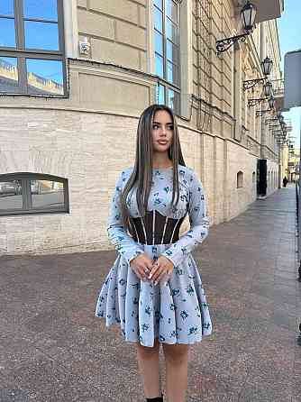 Женское мини платье в цветочном принте с имитацией корсета софт Серый Одесса