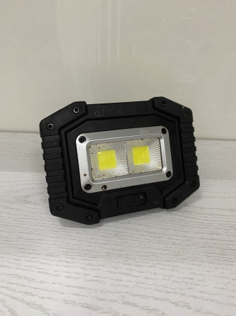 Б/в Світлодіодний робочий ліхтар Trade One 30746 COB | Робочий LED-ліхтар на батарейках, до 4 годин роботи, портативний Київ