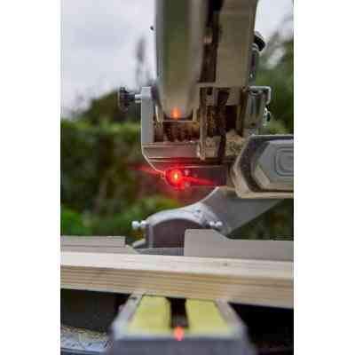 Торцовочная пила Ryobi ONE+ R18MS216-0 18V, 216мм, лазер (без АКБ и ЗУ) (5133003597) Винница