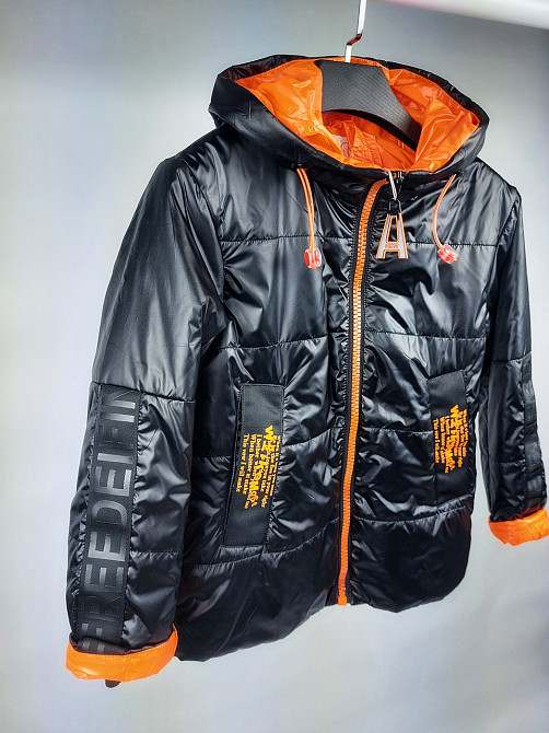 Демисезонная черная куртка для девочек 128,134 Николаев - изображение 1