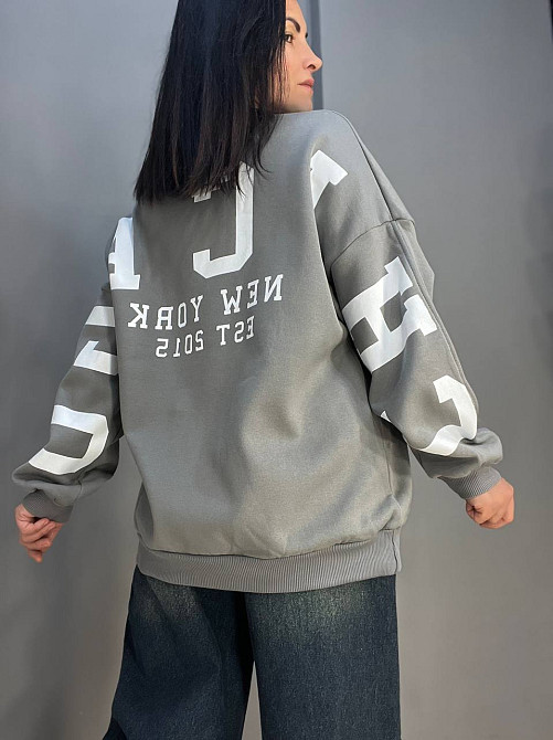 Свитшот женский DAVRAS 8174 оверсайз удлиненная надпись на спине CHICAGO утепленный на флисе one size серый, серый, one size Киев - изображение 17