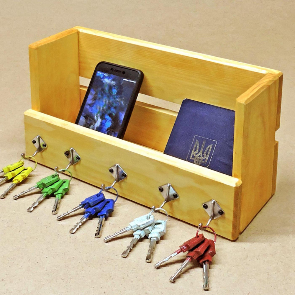 Ключница деревянная 