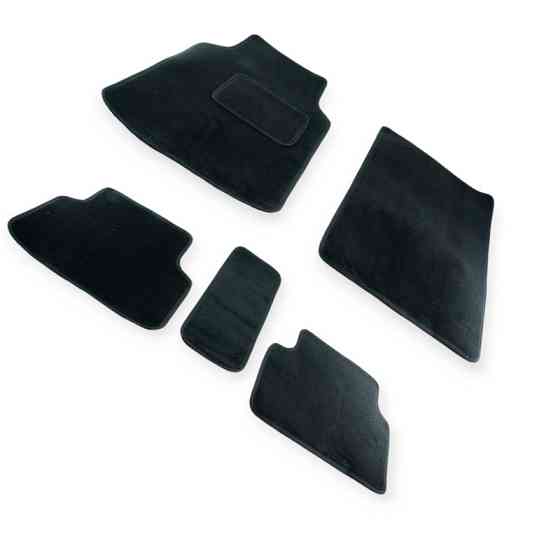 Килимки універсальні. текстильні "universal a" чорний салон Мукачево