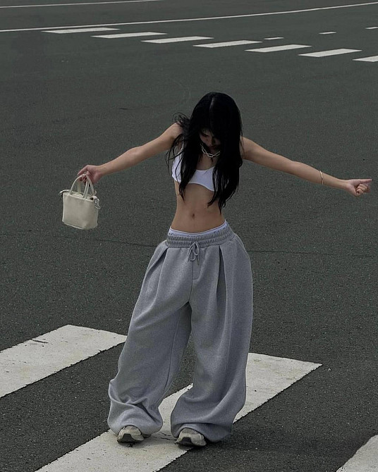 Жіночі обʼємні оверсайз штани з резинкою в поясі двонитка Одеса - фото 1