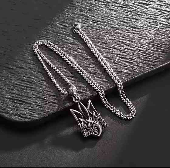 Подвеска Тризуб с мечами на цепочке — патриотический кулон, сталь, 60 см Киев