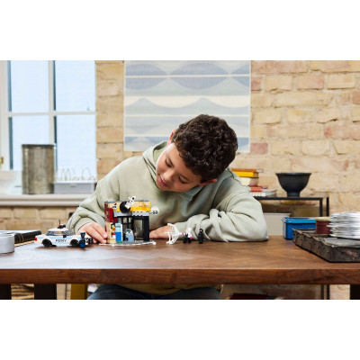 Конструктор LEGO Super Heroes Всесвіт-павук: Майлз Моралес проти Плями (76311) Вінниця - фото 3