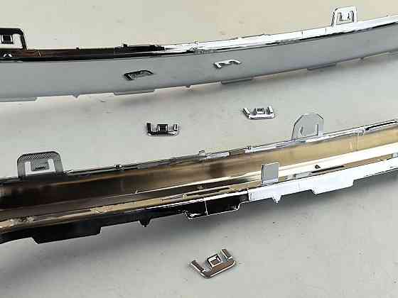 Окантовка бампера Джип Чероки 5 KL (2014-2017) дорест хром 2,4 л ЗЛАМАНИ КРІПЛЕННЯ грати Мукачево