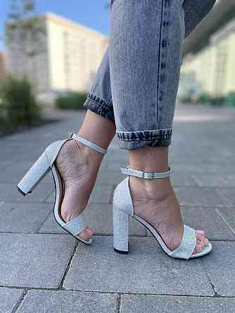 YES MILE Босоніжки жіночі срібні YES MILE -3 літні з напиленням екошкіра на підборах/ Модні бос Коломия