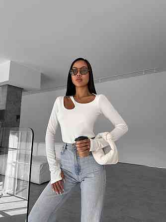 Женский стильный топ с вырезом микро дайвинг Молочный, 42/44 Одесса