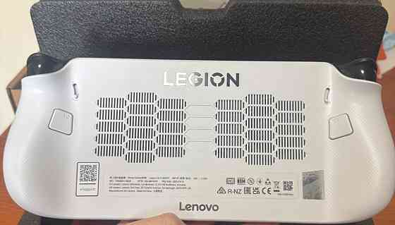 Ігрова приставка портативна Lenovo Legion Go S 16Gb/512Gb. Харьков