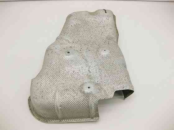 Mercedes-Benz  A1646820671 Захисний екран над задньою частиною правого глушника ML W164 GL X164 Одеса