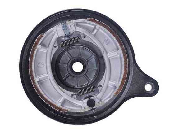 Крышка заднего колеса и колодки на мотоцикл LF150-2 Мукачево