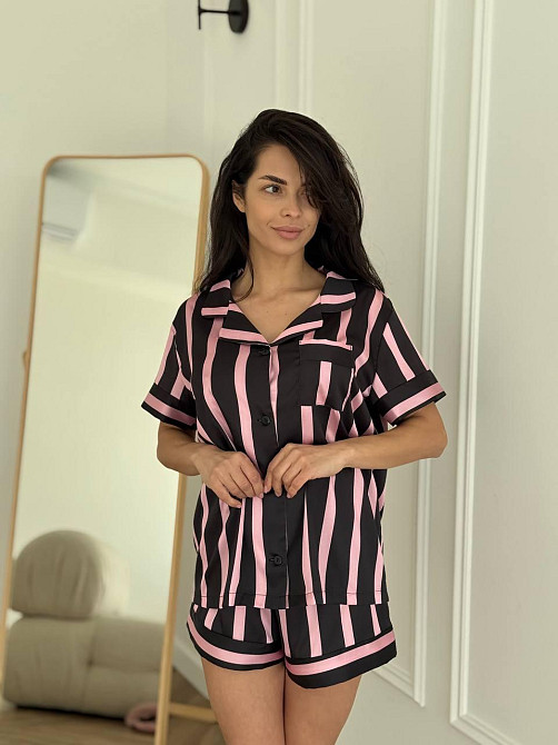 Пижама женская из сатина с шортами и рубашкой Черно-розовая XS-S Харьков - изображение 4