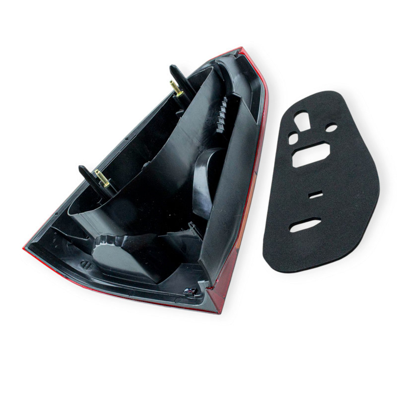 Ліхтар задній правий (04-08) Логан Мукачево - фото 1