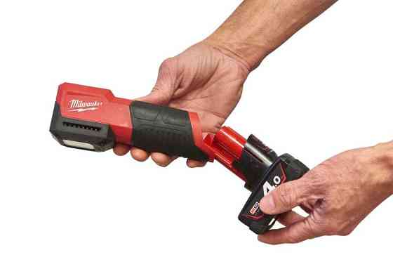Акумуляторний ліхтар для підбору кольору MILWAUKEE M12 CML-401 Одесса