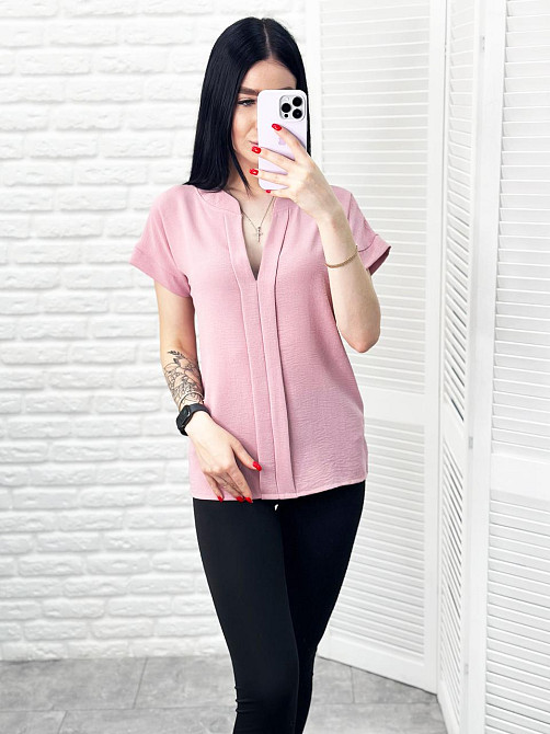 Однотонная летняя блуза 