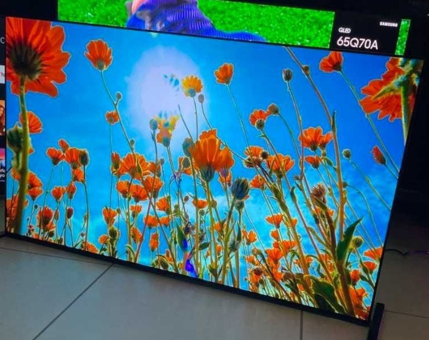 Телевизор Безрамный: 55