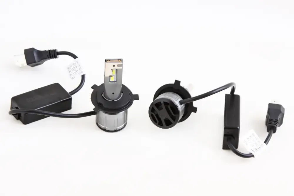 Лампа диодная   H4  12В 14000лм/6000К/60Вт/12Cree Cyclone с кулером +CAN-модуль Винница - изображение 1