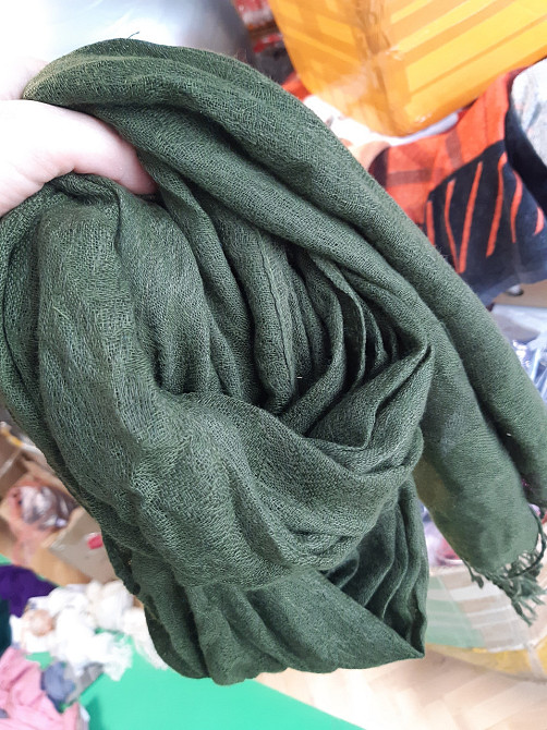 Шарф цвета хаки (болотный) - размер шарфа приблизительно 170*65см, 100% полиэстер Киев - изображение 3