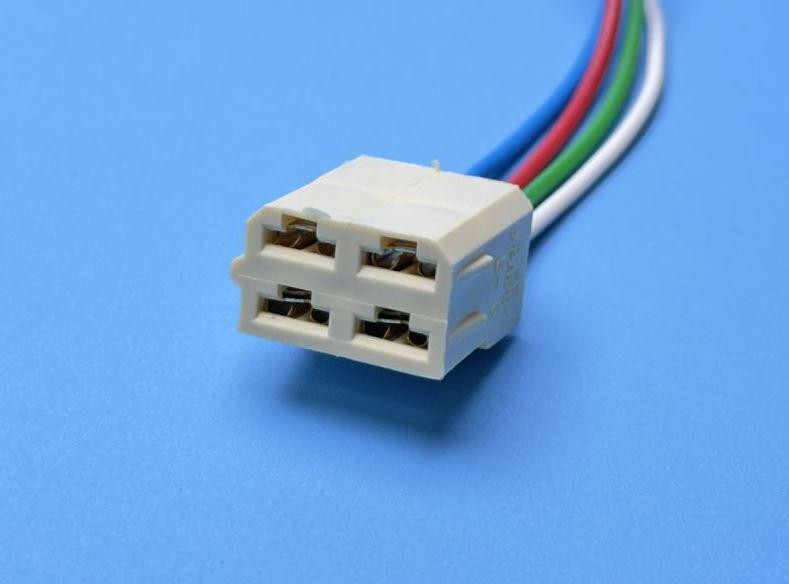 Роз’єм   МАМА (внутрішній)   на 4 контакти, клема 6,3 мм Харків - фото 1