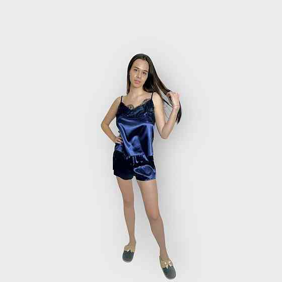 Піжама жіноча атласна з мереживом майка + шорти Темно-синій M/L Харків