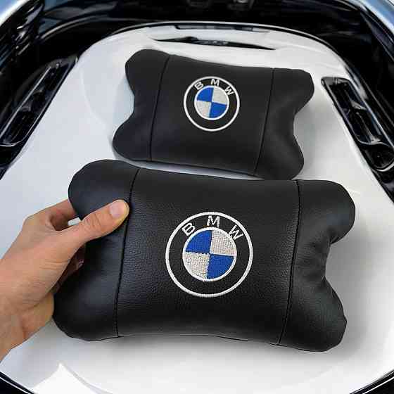 Набір автоподушок 2шт на підголівник BMW з натуральної шкіри чорні + брелок у подарунок Київ